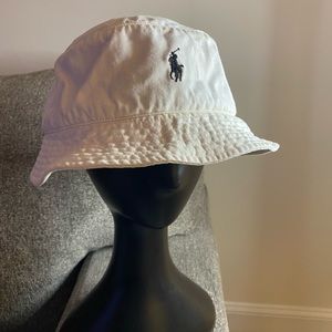 White Ralph Lauren Bucket hat